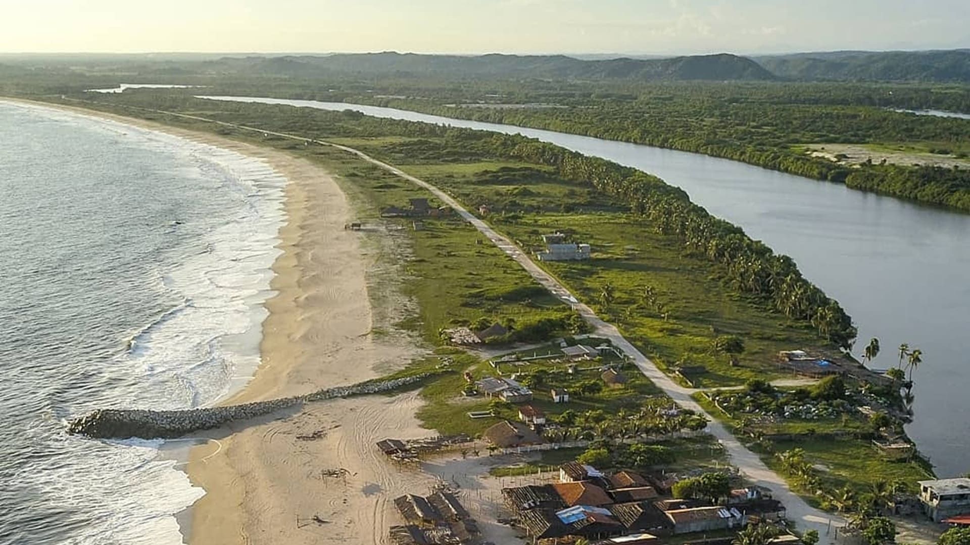 Habría sistema de alerta de tsunami de Pinotepa Nacional a Salina Cruz