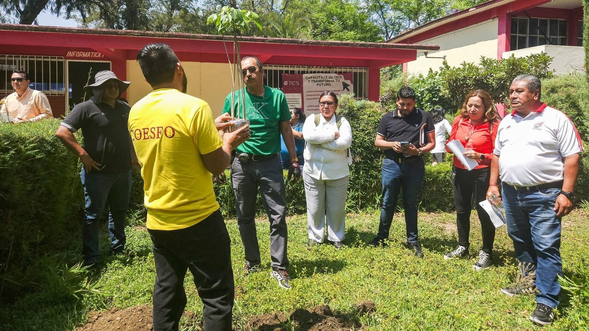 Cobao participa en capacitación de Coesfo en materia de reforestación
