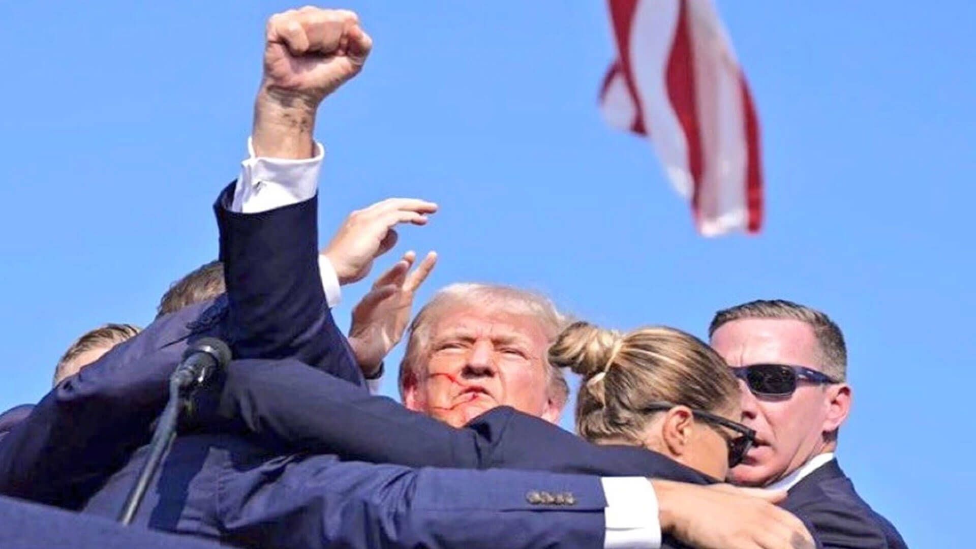 Disparan contra Donald Trump en un mitin; resultó herido