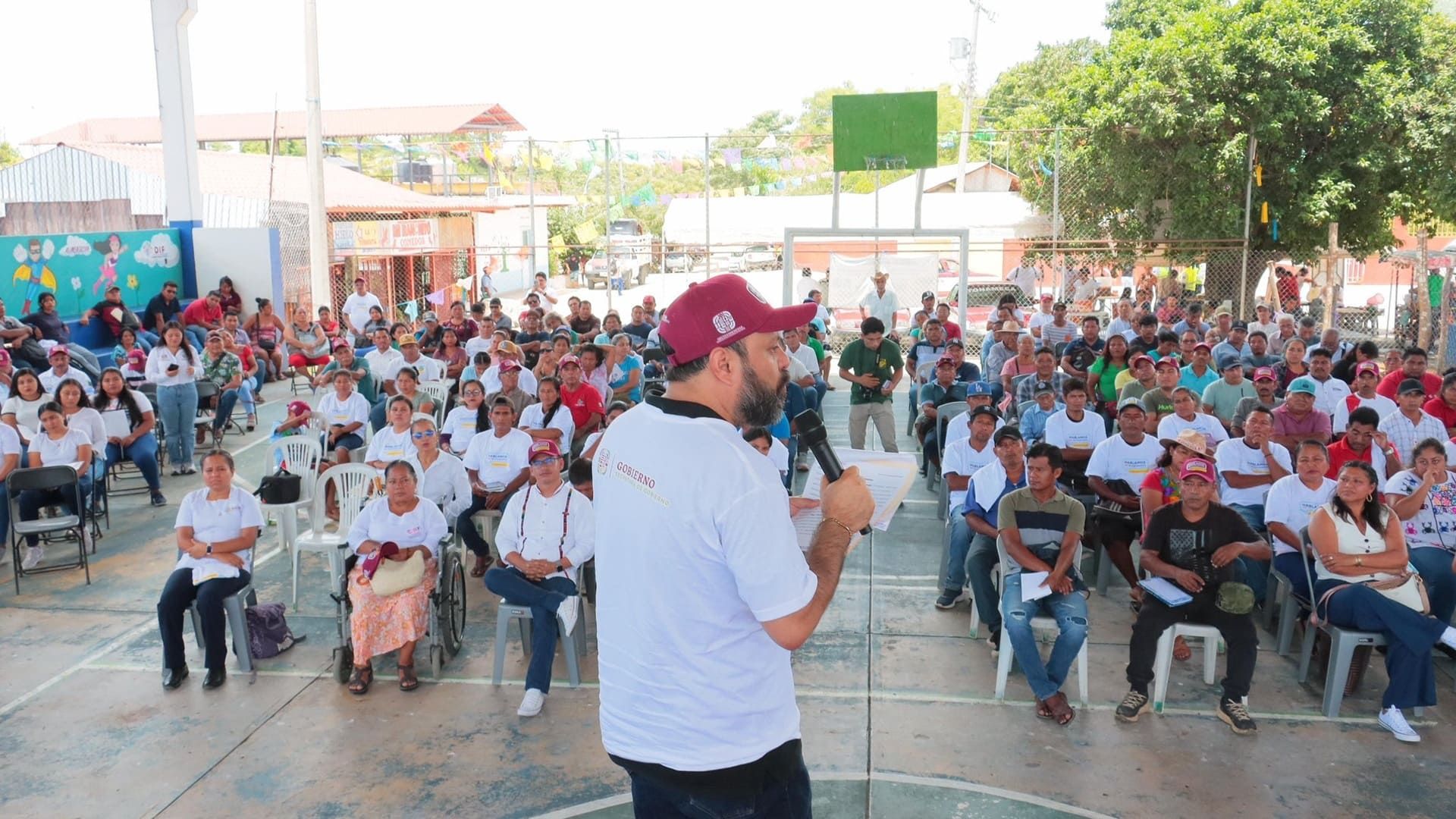Santa María Tonameca: Aplican Programa Estatal de Paz con Justicia y Bienestar para el Pueblo de Oaxaca