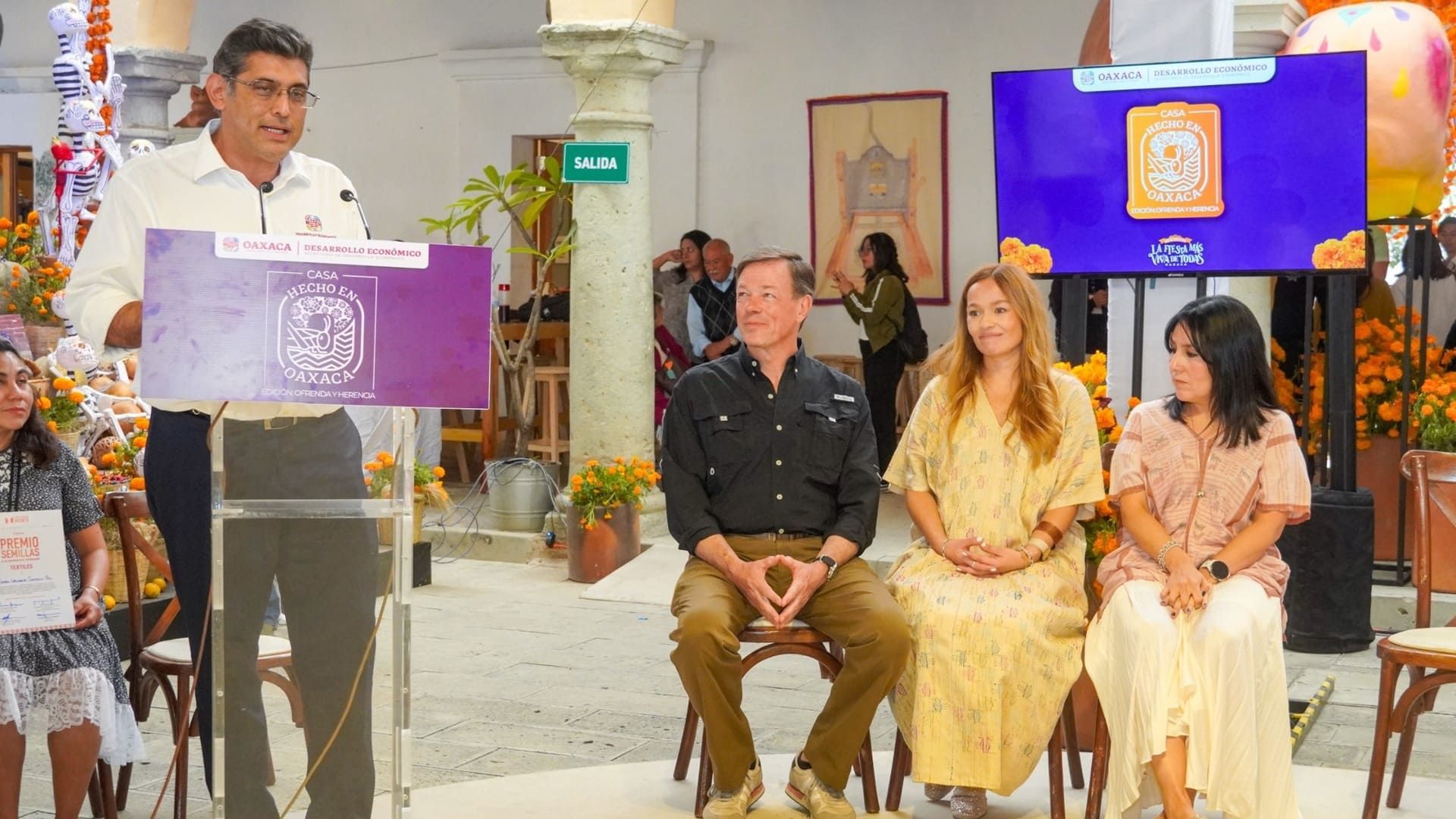 Sedeco entrega los Premios Semillas 2025 y de Innovación en Arte Popular en Oaxaca