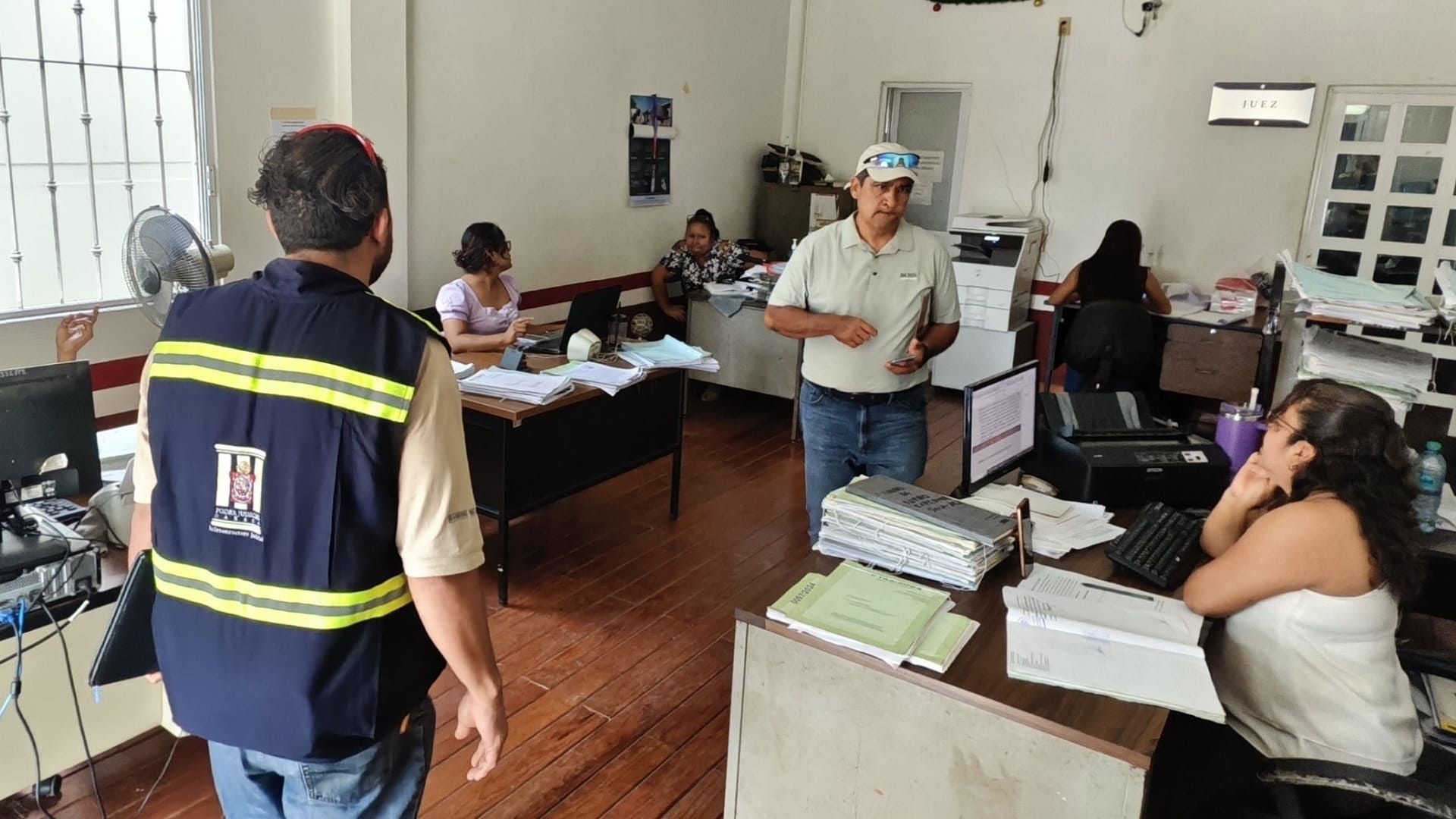 Supervisan inmuebles judiciales en la Costa e Istmo, tras el paso del huracán Erick