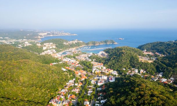 Sedatu frenará crecimiento irregular en Santa María Huatulco