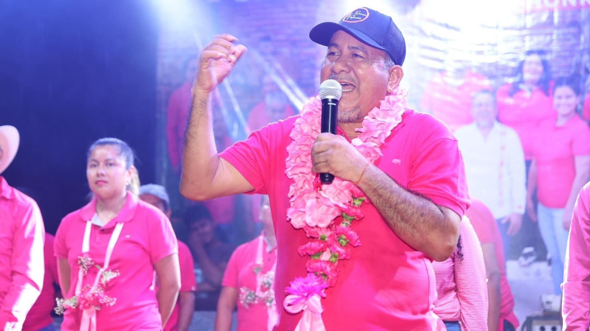 Román Valencia confía en el triunfo: “Contamos con el respaldo de la gente”