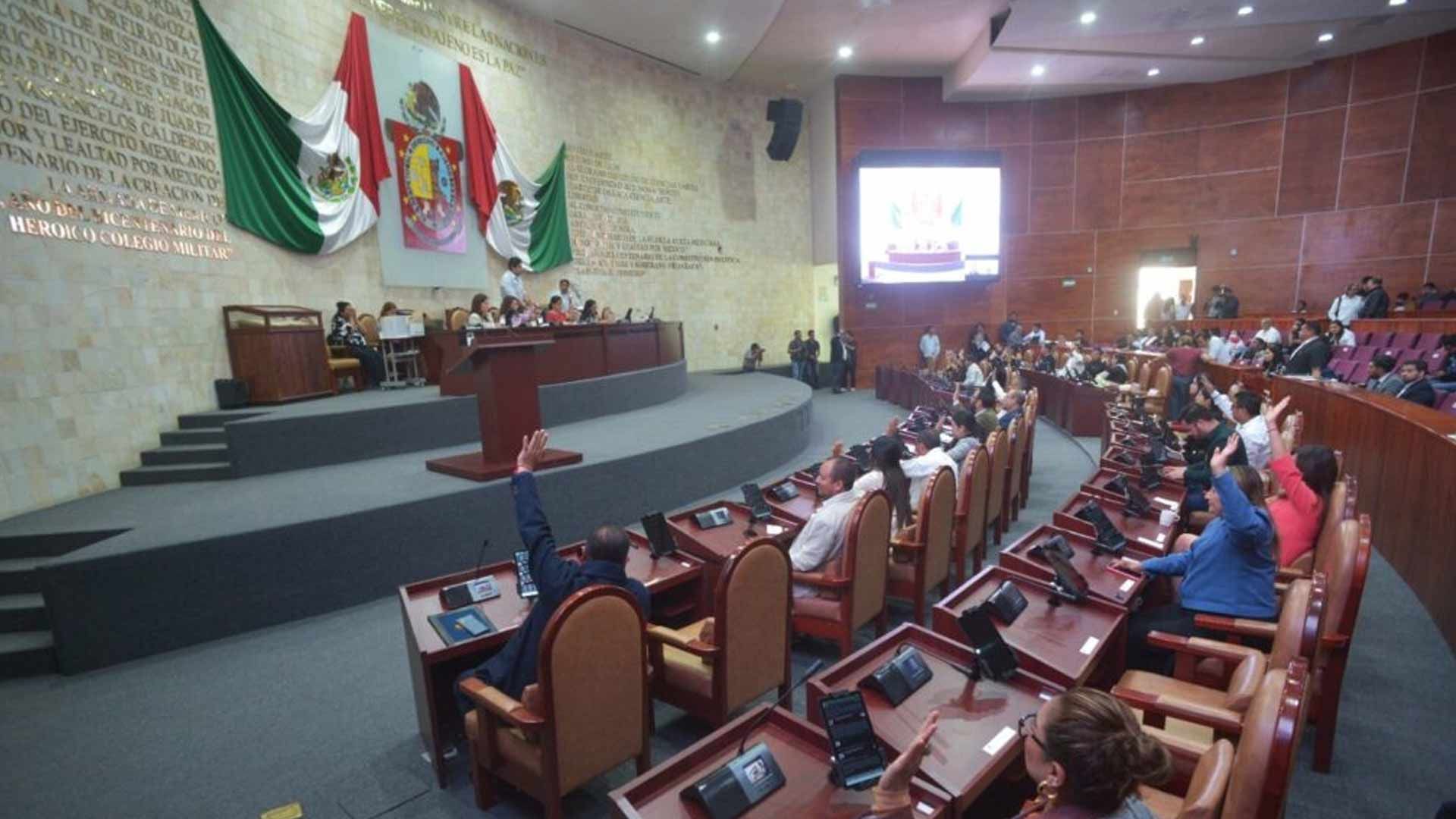 Congreso de Oaxaca aprueba Leyes de Ingresos para 72 municipios