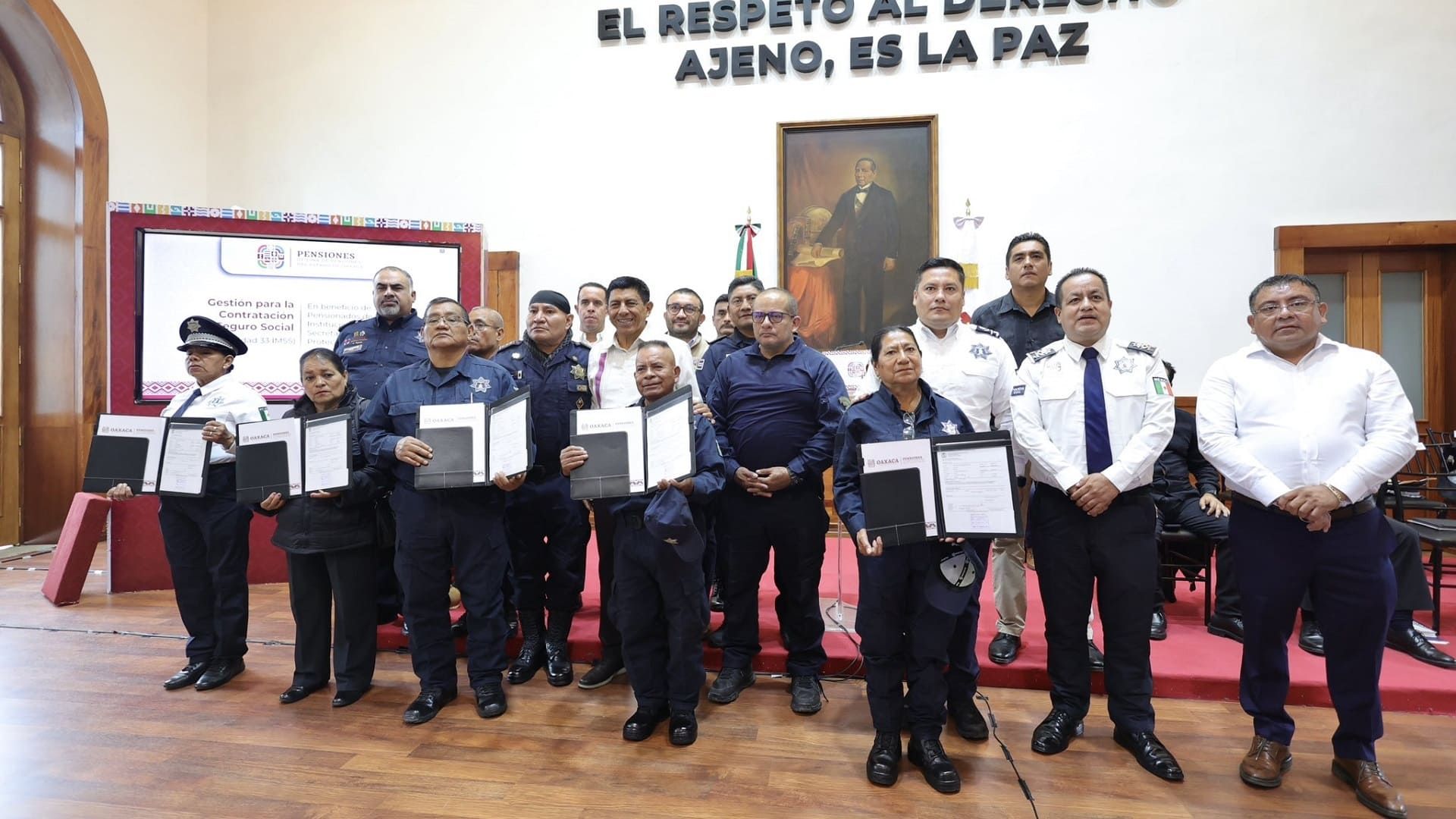 Cuerpos de seguridad de Oaxaca tendrán incremento salarial: Jara Cruz