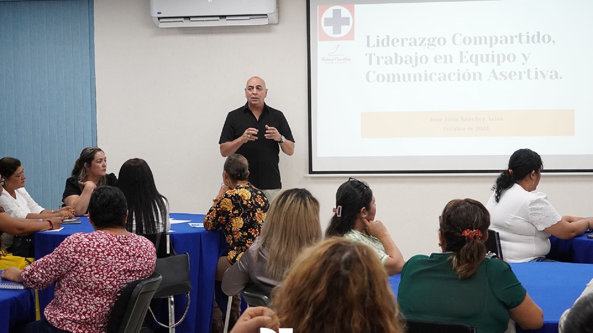 CruzHada realiza taller sobre liderazgo con el coach José Juan Sánchez