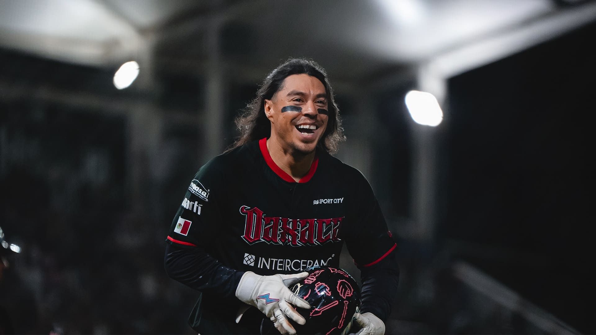 Bélica victoria de Guerreros sobre Bravos en el primero de la serie