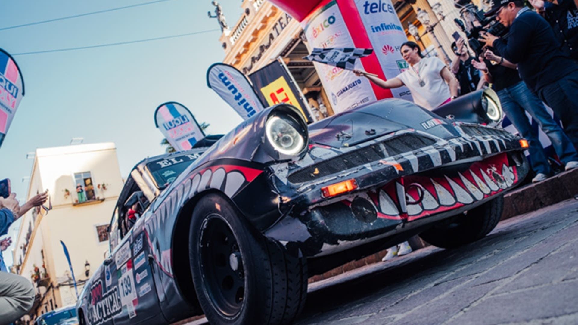 Cordero and Hernández Strengthen Their Lead in La Carrera Panamericana