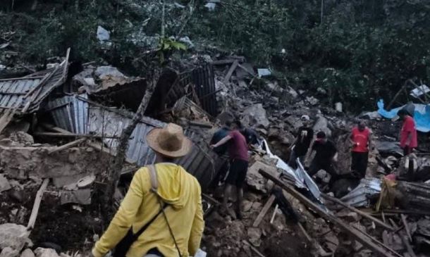 Deslave en la Sierra Norte provoca colapso de viviendas y deja afectaciones graves
