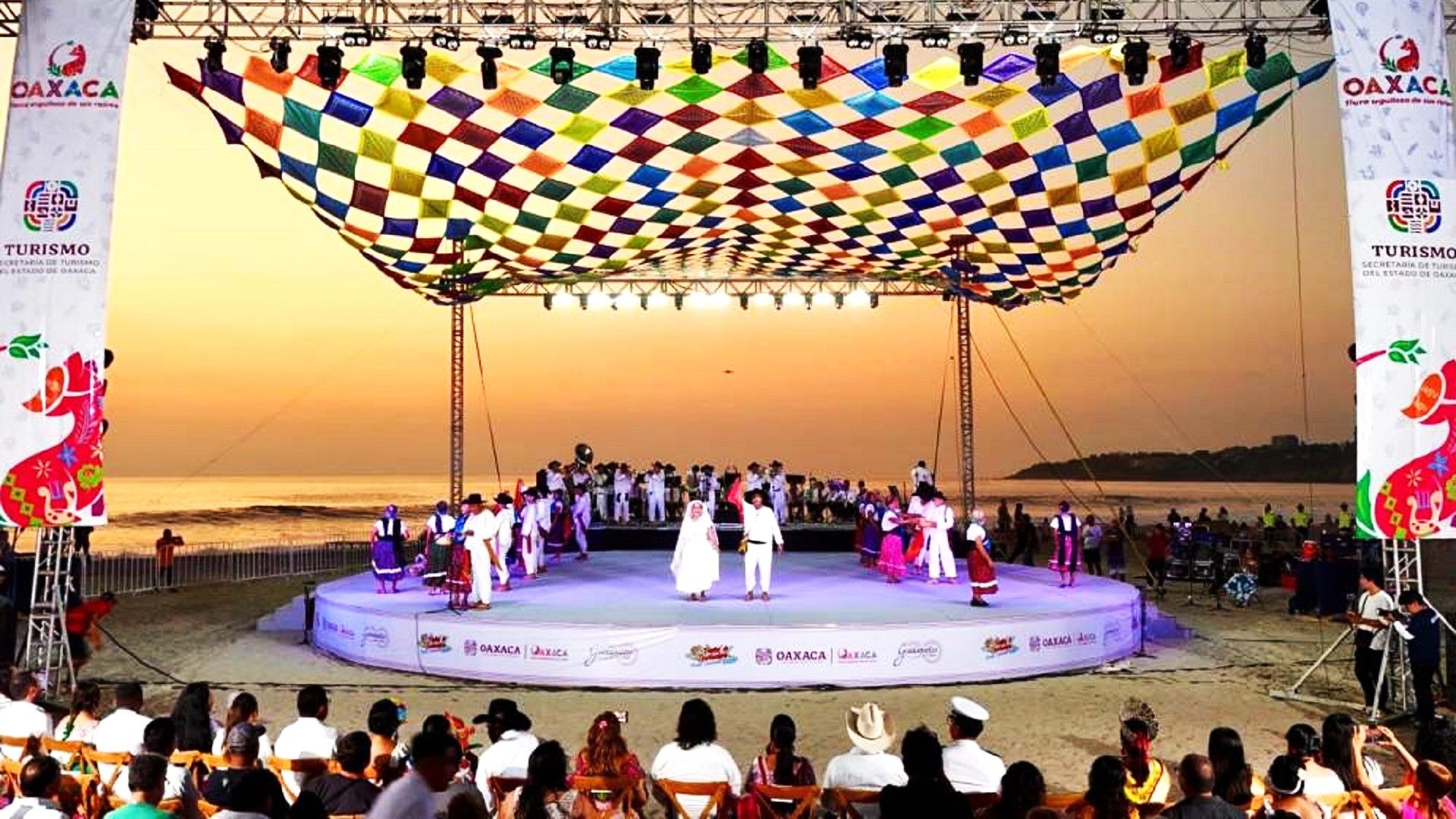 Guelaguetza del Mar y Torneo de Pez Vela generan derrama de 39.6 mdp: Sectur