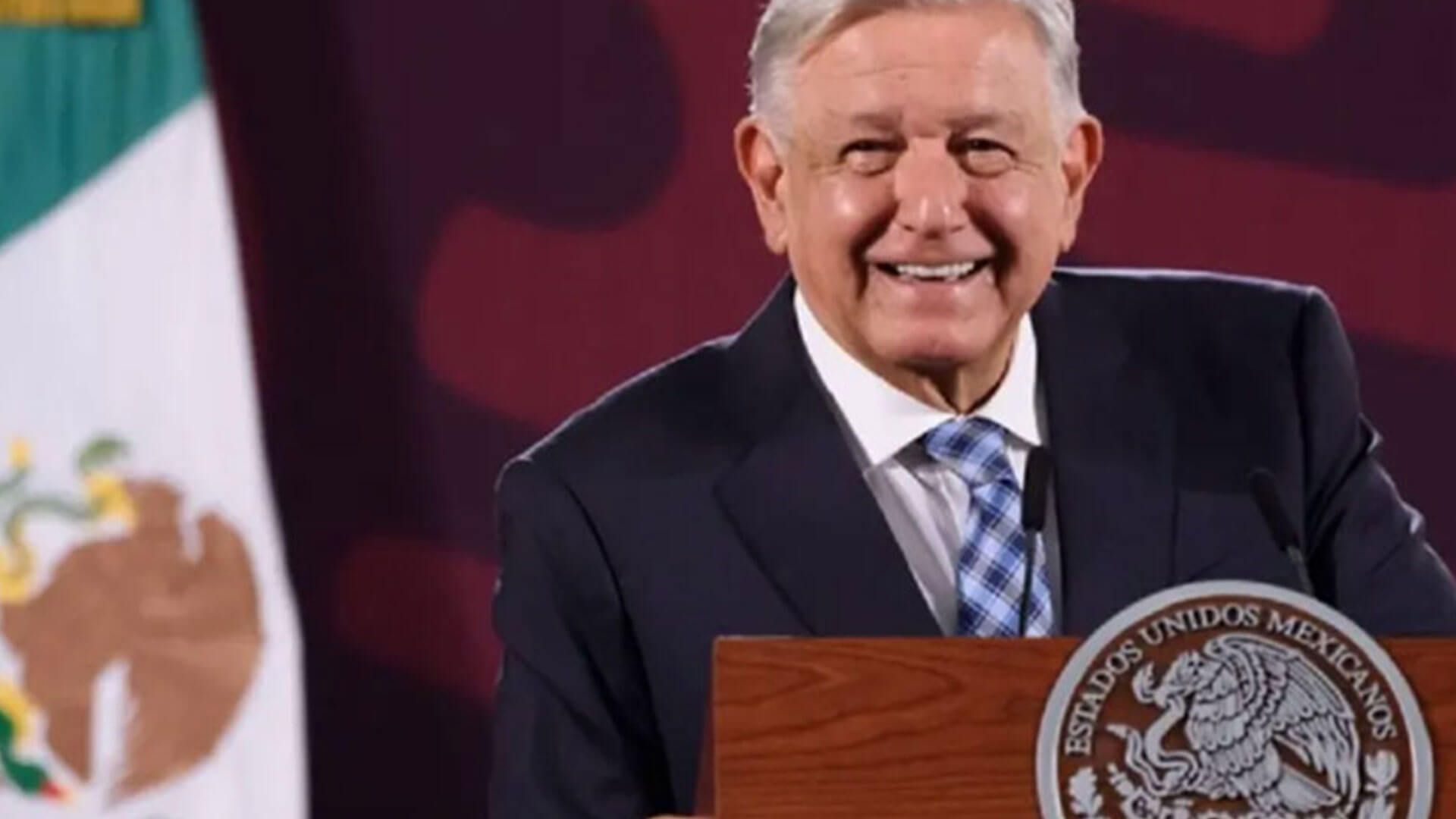 AMLO señala “sensacionalismo” en torno al huracán Beryl