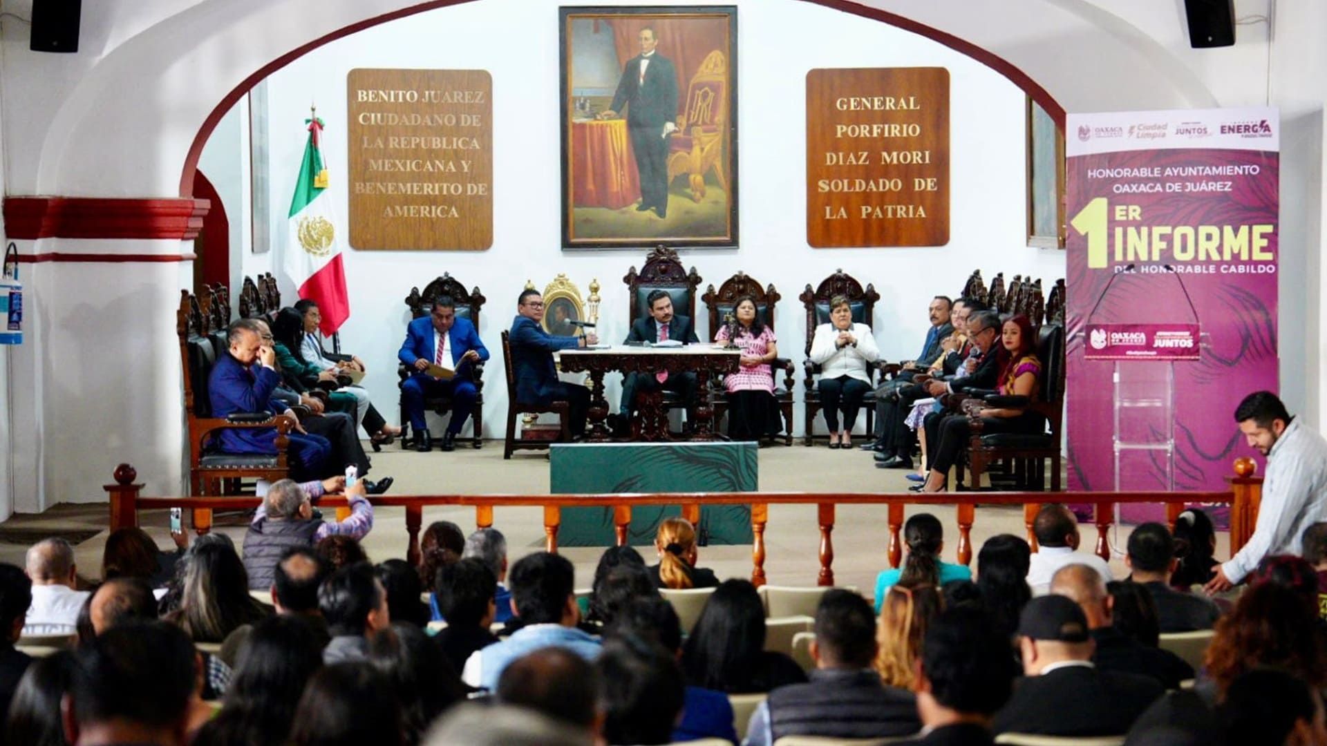 Cabildo de Oaxaca de Juárez presenta su Primer Informe de Actividades