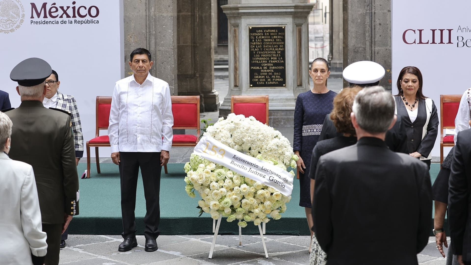 Conmemoran en Palacio Nacional 153 Aniversario Luctuoso de Benito Juárez García
