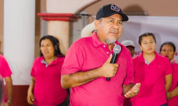 Gran recepción a Román Valencia en Cerro de la Olla y Camalote