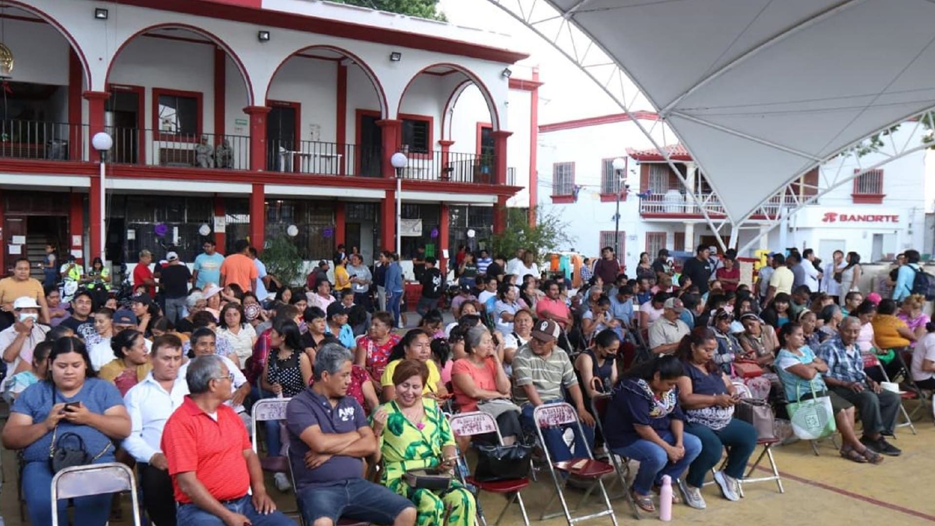 Entregan 100 tarjetas de Farmacias Bienestar en San Antonio de la Cal