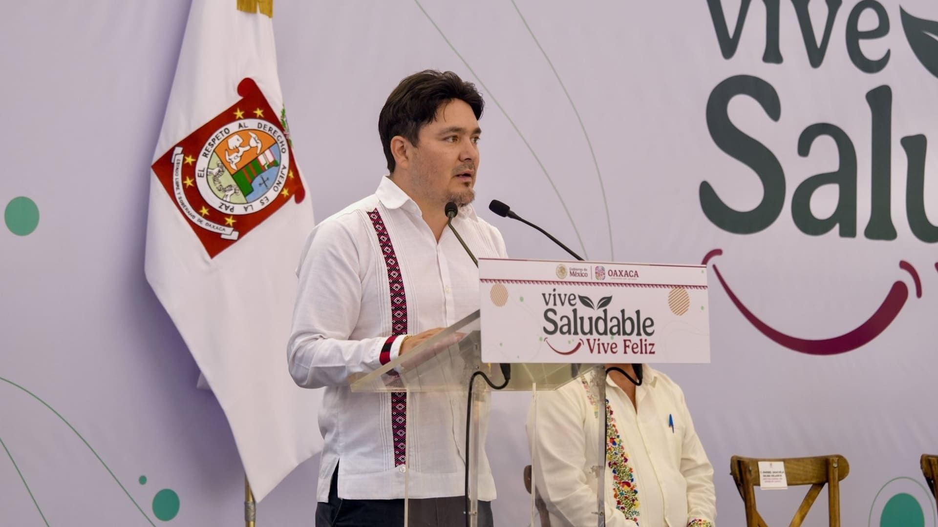 “Estamos trabajando para resarcir el rezago en salud”: Efrén Emmanuel Jarquín González