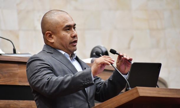 Diputado exhorta a evitar plásticos y unicel en el Pasillo de Humo del Mercado 20 de Noviembre