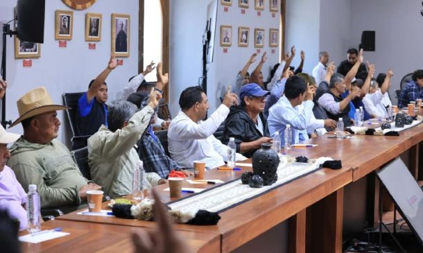 Inician proceso para registro y protección del diseño de huaraches de Yalálag