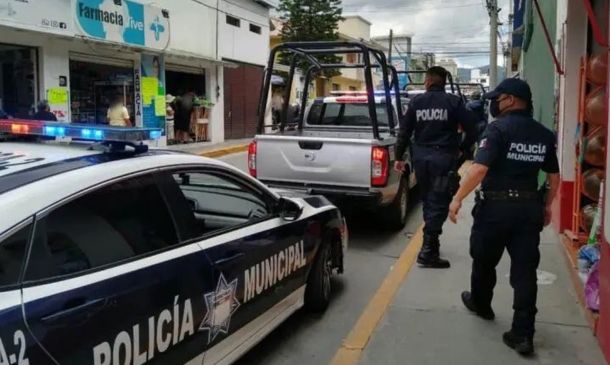 Atentado contra director de la Policía Municipal de Pluma Hidalgo; despliegan operativo en la zona
