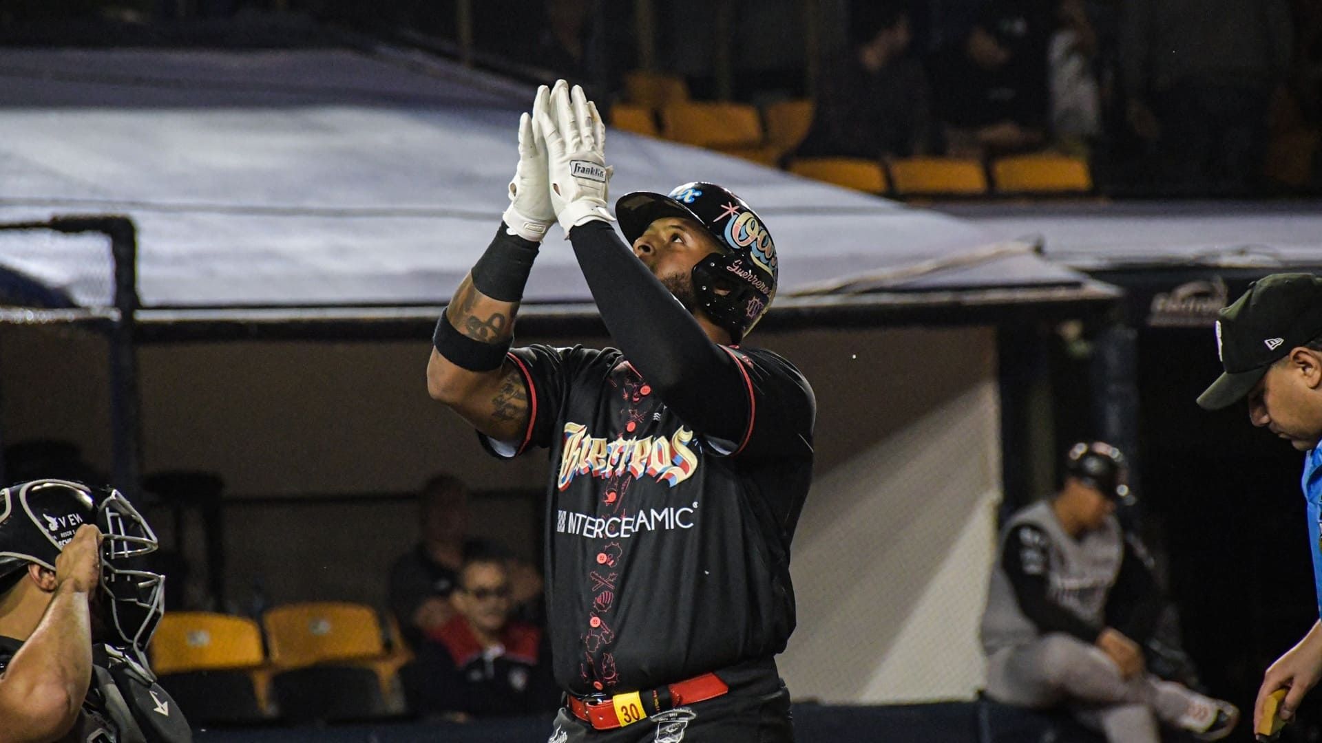 Con drama y gran espíritu bélico, Guerreros se pone 2-0 sobre Piratas