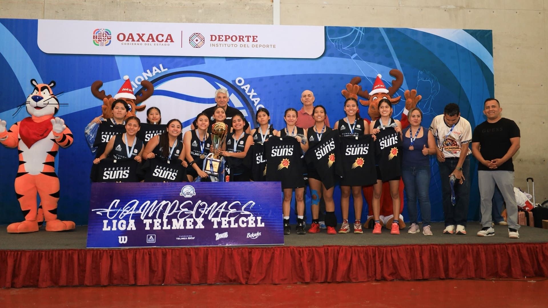 Equipo femenil de Oaxaca gana primer lugar nacional en Liga Telmex-Telcel de Básquetbol