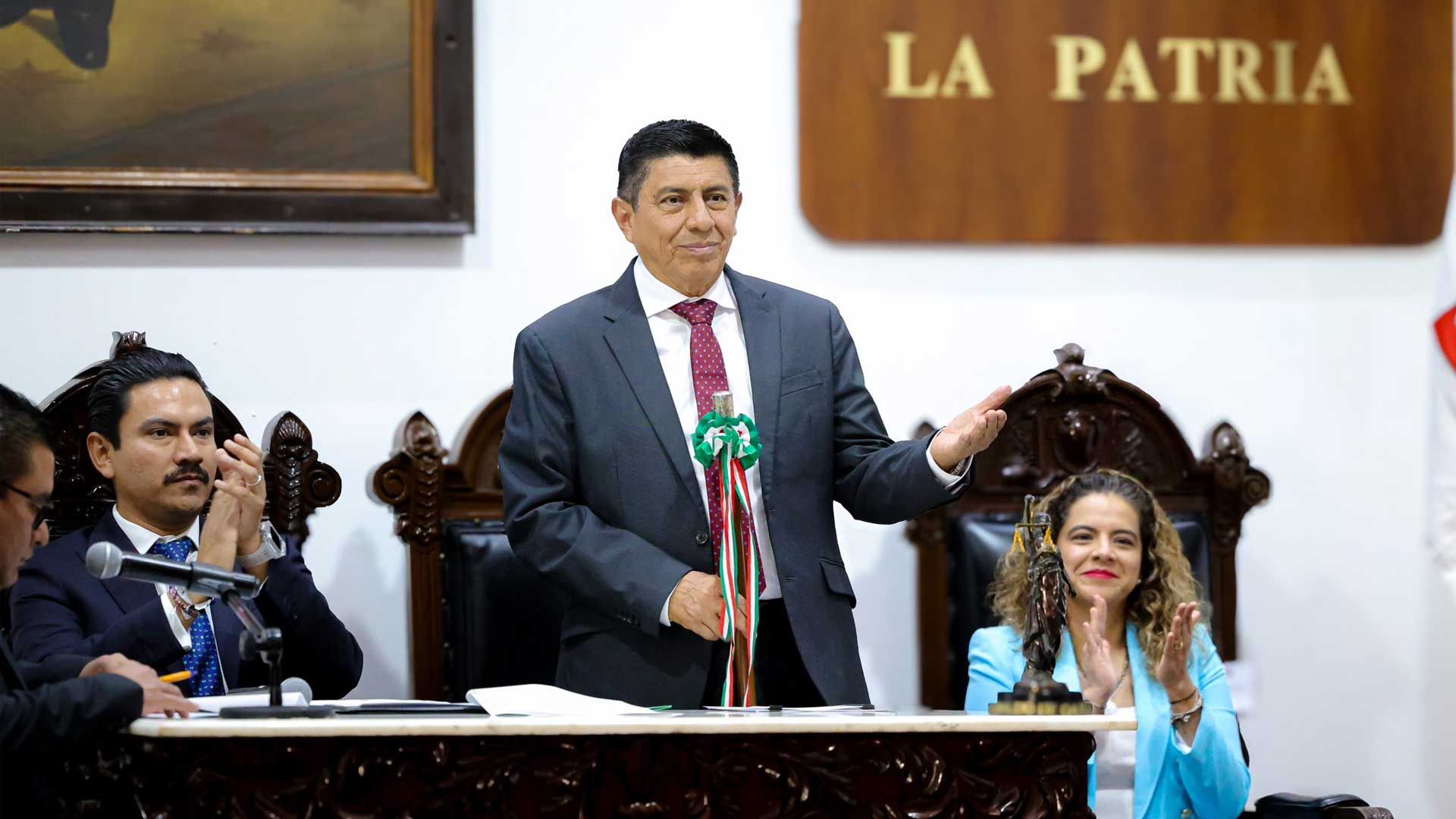 Salomón Jara convoca a construir una Constitución intercultural a favor de los pueblos originarios