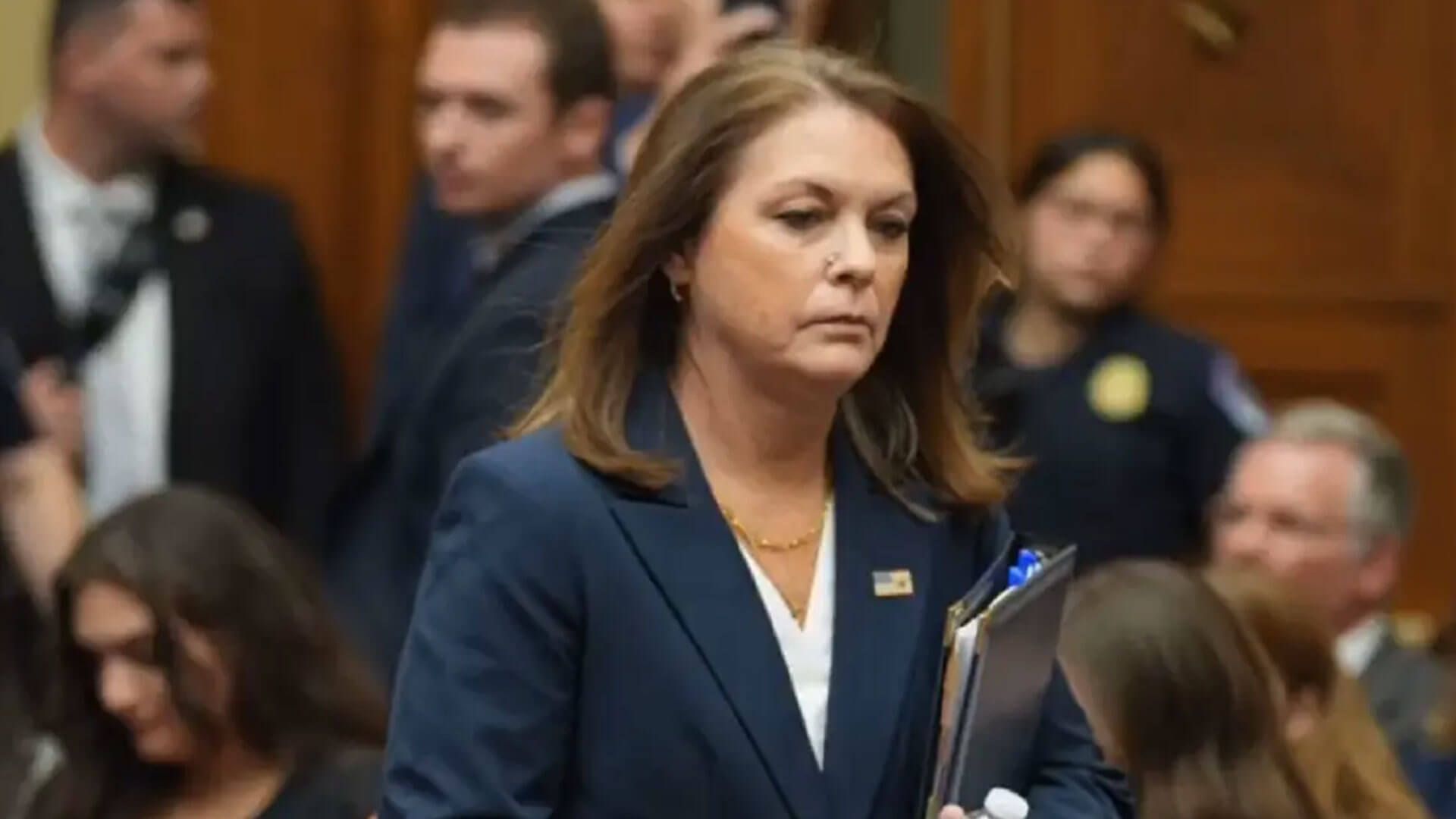 ¡Cayó! Renuncia la directora del Servicio Secreto de EU