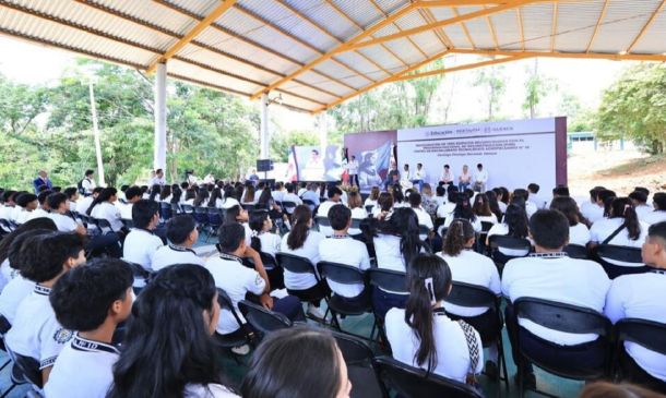 CBTa 10 de Pinotepa Nacional estrena aulas reconstruidas
