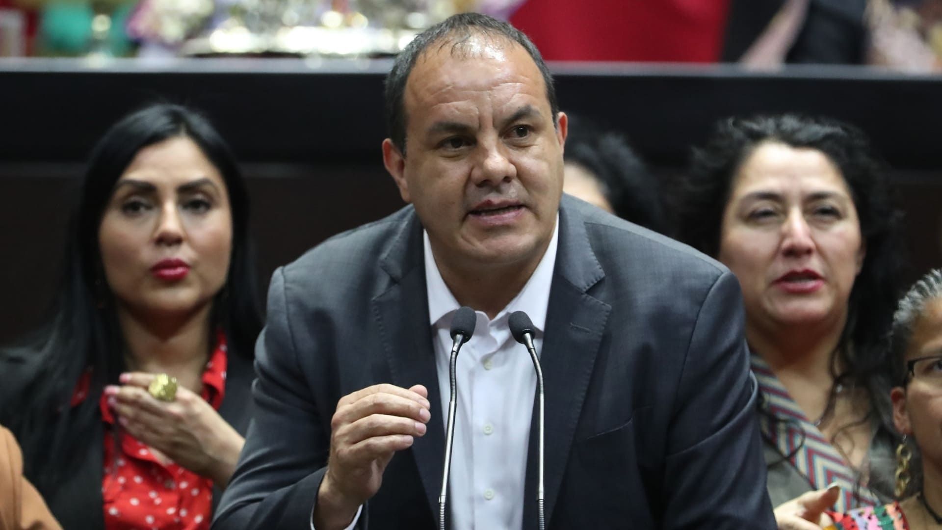 Seis diputadas y cinco diputados de Oaxaca votan a favor de Cuauhtémoc Blanco