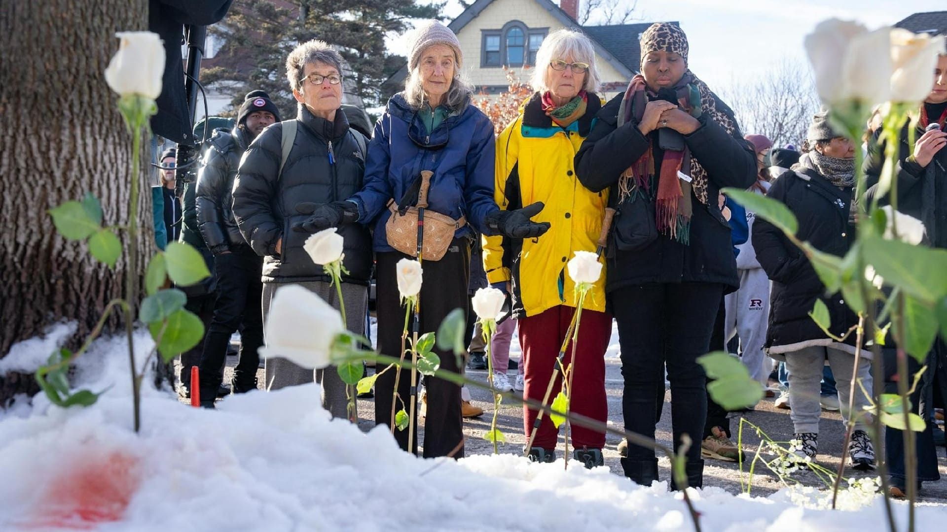 Agente del ICE mata a mujer estadounidense durante redada migratoria en Minneapolis