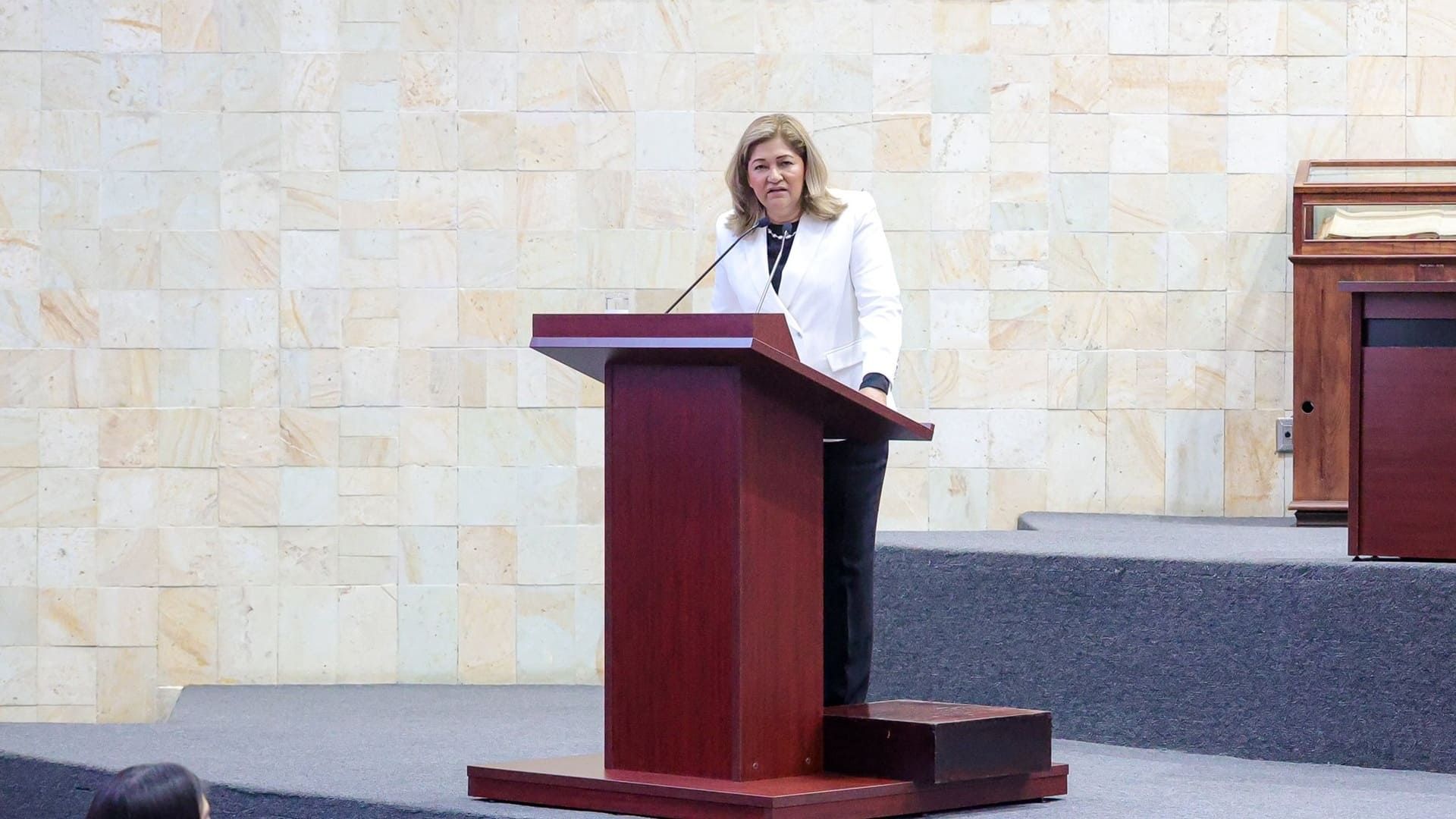 Elizabeth Lara Rodríguez rinde segundo informe al frente de la DDHPO