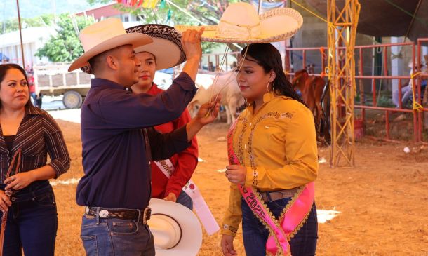 Inauguran Expo Ganadera, Artesanal y Agrícola 2025 en Putla Villa de Guerrero