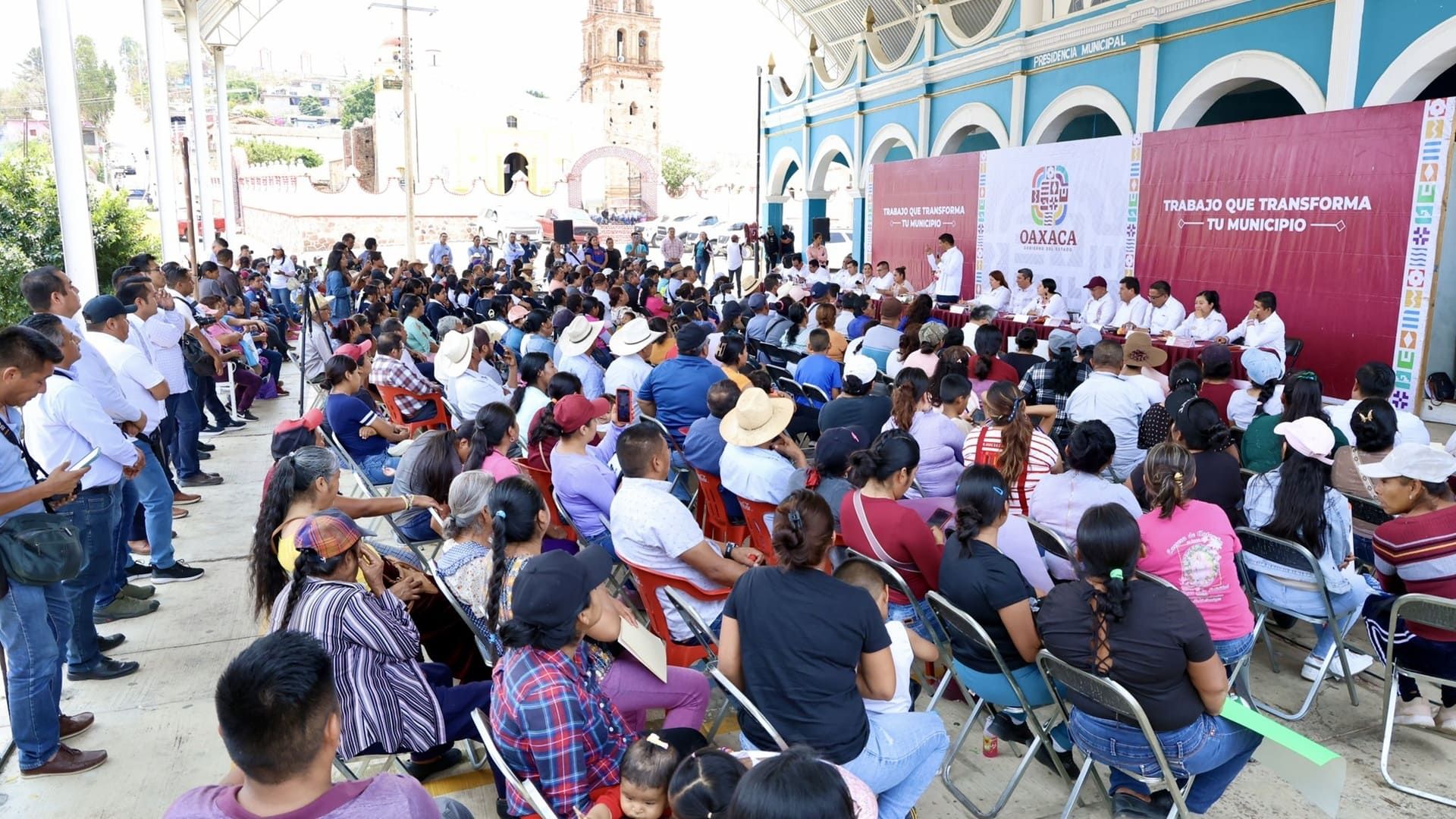 Jara Cruz en San Martín Zacatepec advierte: ‘Evitemos heredar pobreza, abandono y migración’