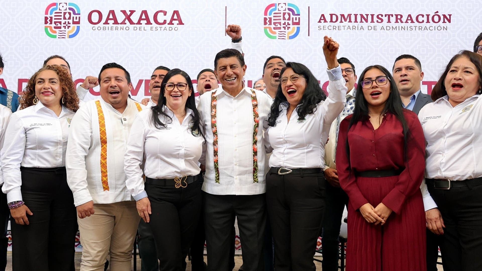 Gobierno de Oaxaca y STPEIDCEO acuerdan aumentos y mejora en prestaciones