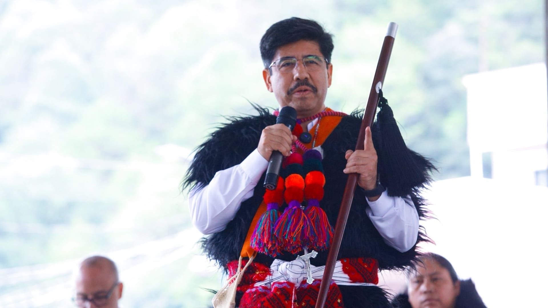 Hugo Aguilar Ortiz y Arístides Rodrigo Guerrero García se reúnen con indígenas en altos de Chiapas