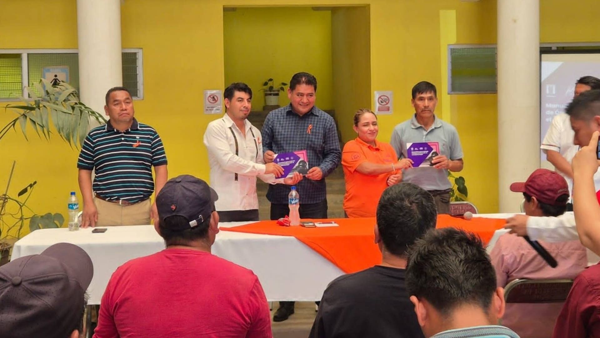 PJEO impulsa acciones de prevención y apoyo para mujeres en Santiago Zacatepec