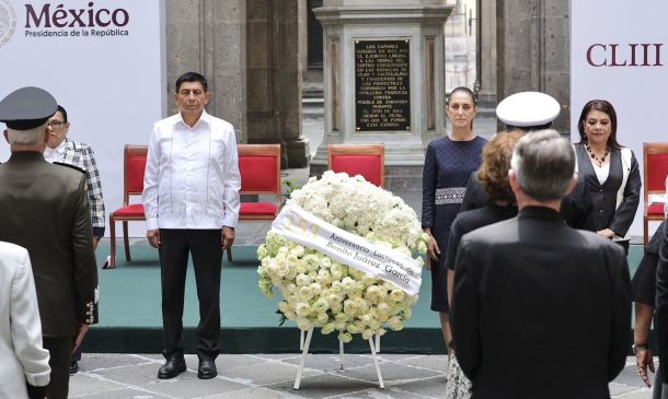 Conmemoran en Palacio Nacional 153 Aniversario Luctuoso de Benito Juárez García