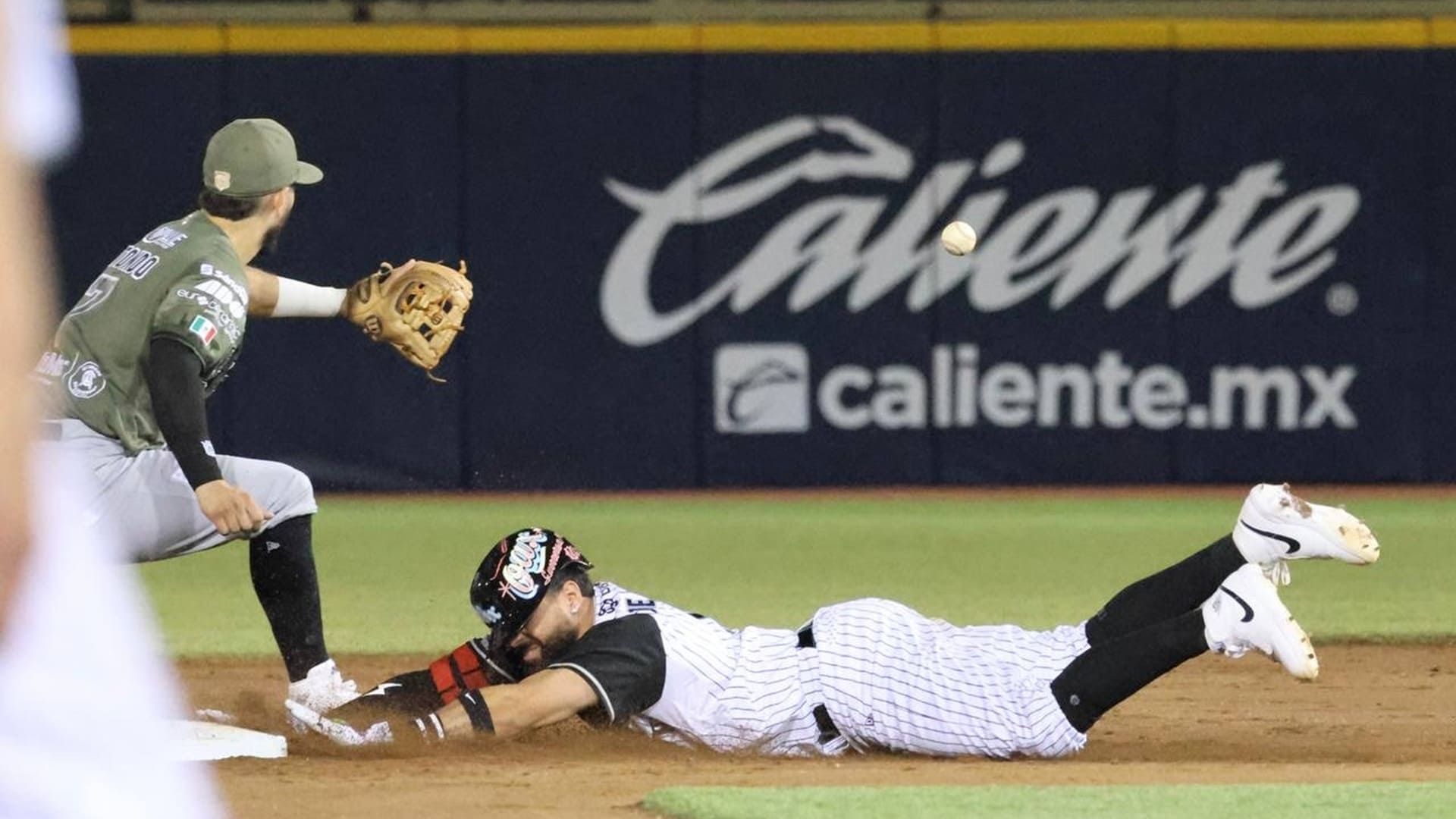 Guerreros de Oaxaca inicia con victoria la serie ante Tabasco