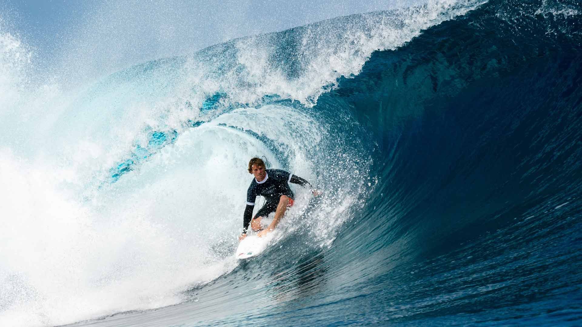 ¡Histórico! El surfista mexicano Alan Cleland logra clasificación al Tour Mundial de Surf 2025