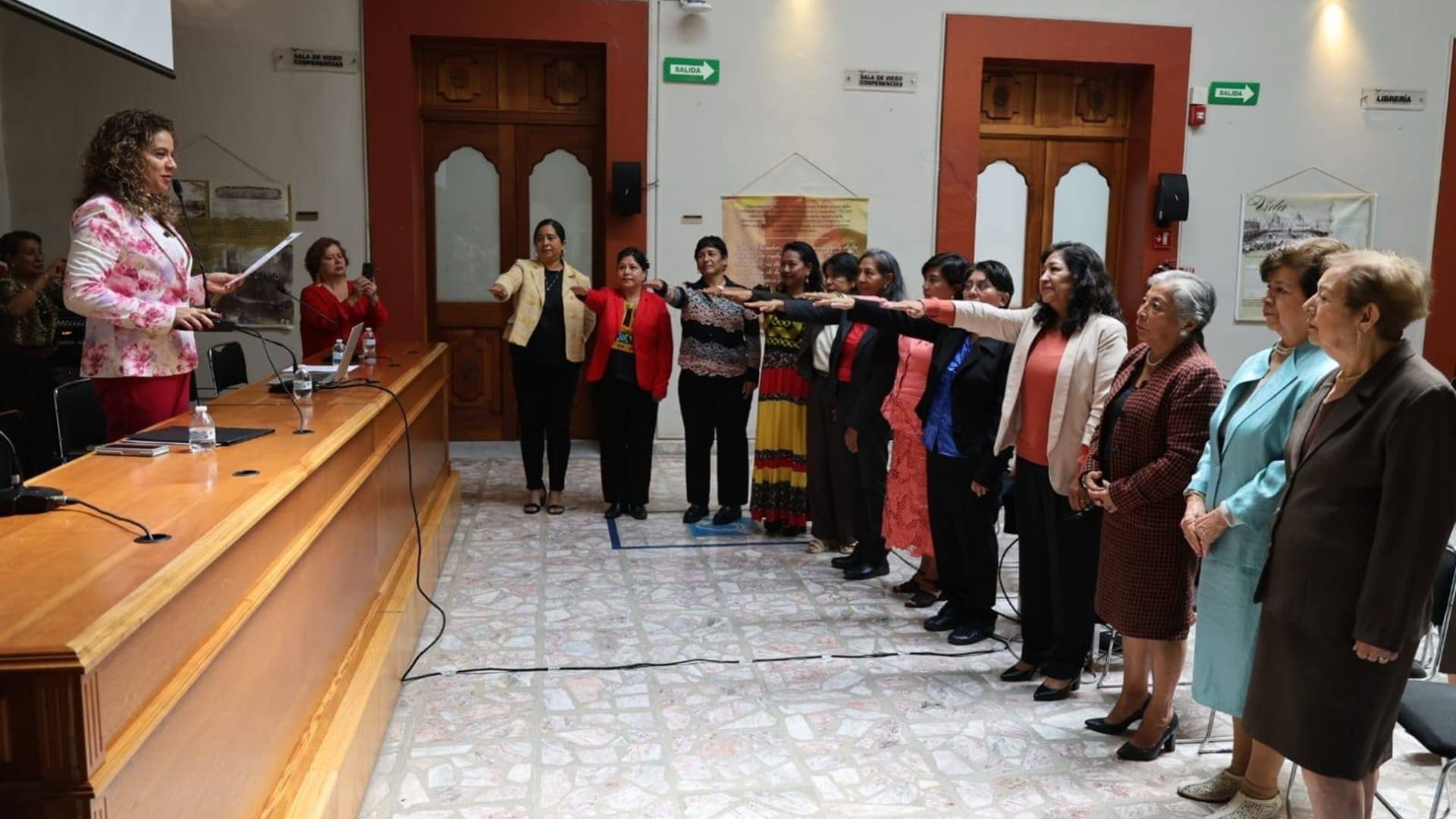 Magistrada Berenice Ramírez toma protesta a nueva directiva del Consejo de Abogadas de Oaxaca