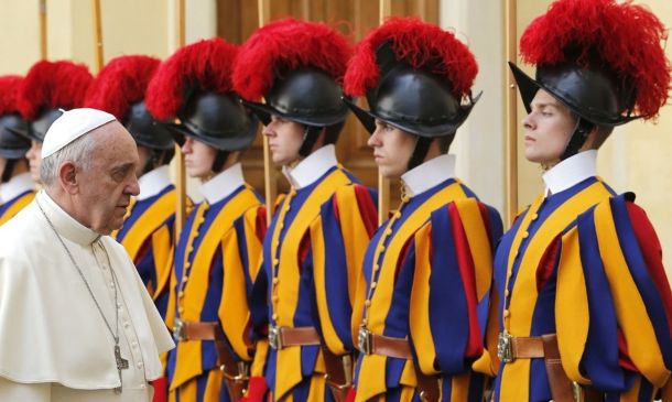 Guardia Suiza: Origen de los protectores del Papa y el Vaticano