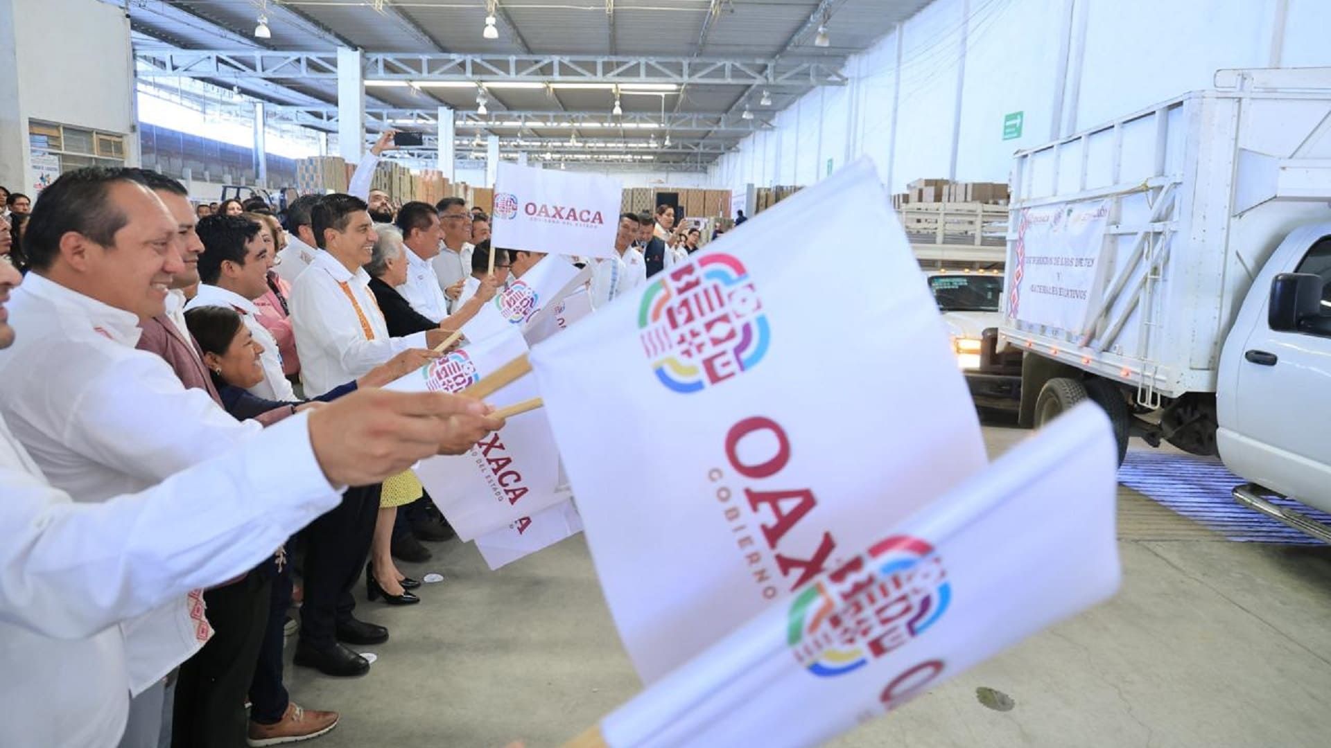 Más de 6 millones de libros de texto gratuitos llegan a 11 mil 630 escuelas de Oaxaca
