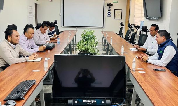 IEEPO y CFE revisan pago y suministro de energía eléctrica en escuelas de Oaxaca