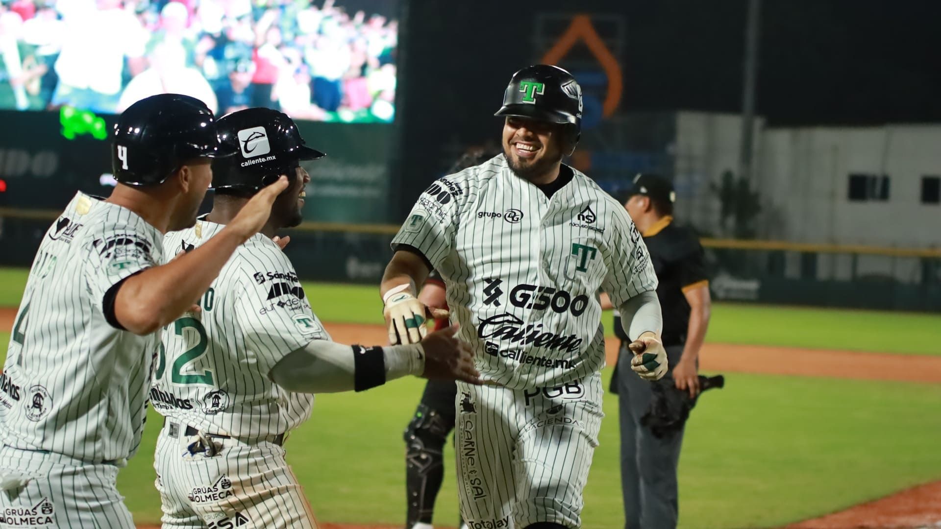 Jonrón de Alan Espinoza define regreso de Olmecas sobre Oaxaca