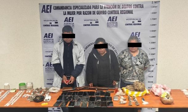 Fiscalía de Oaxaca detiene a cinco por narcomenudeo en Ixtlán de Juárez