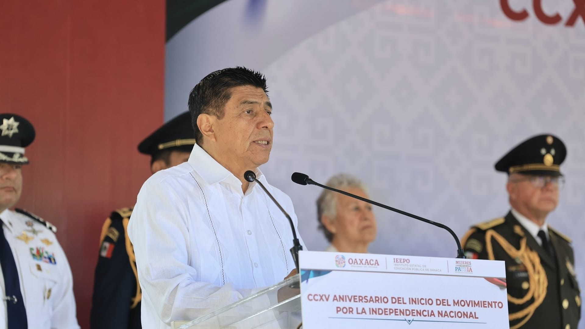 Libertad y justicia, ejes del mensaje de Jara Cruz en el 215 Aniversario de la Independencia de México